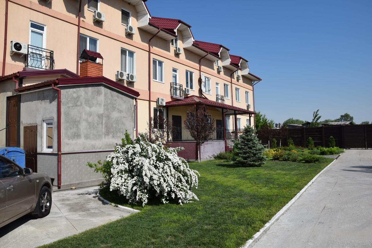 Sunlake Hotel Osokorki Gnedin Exterior photo